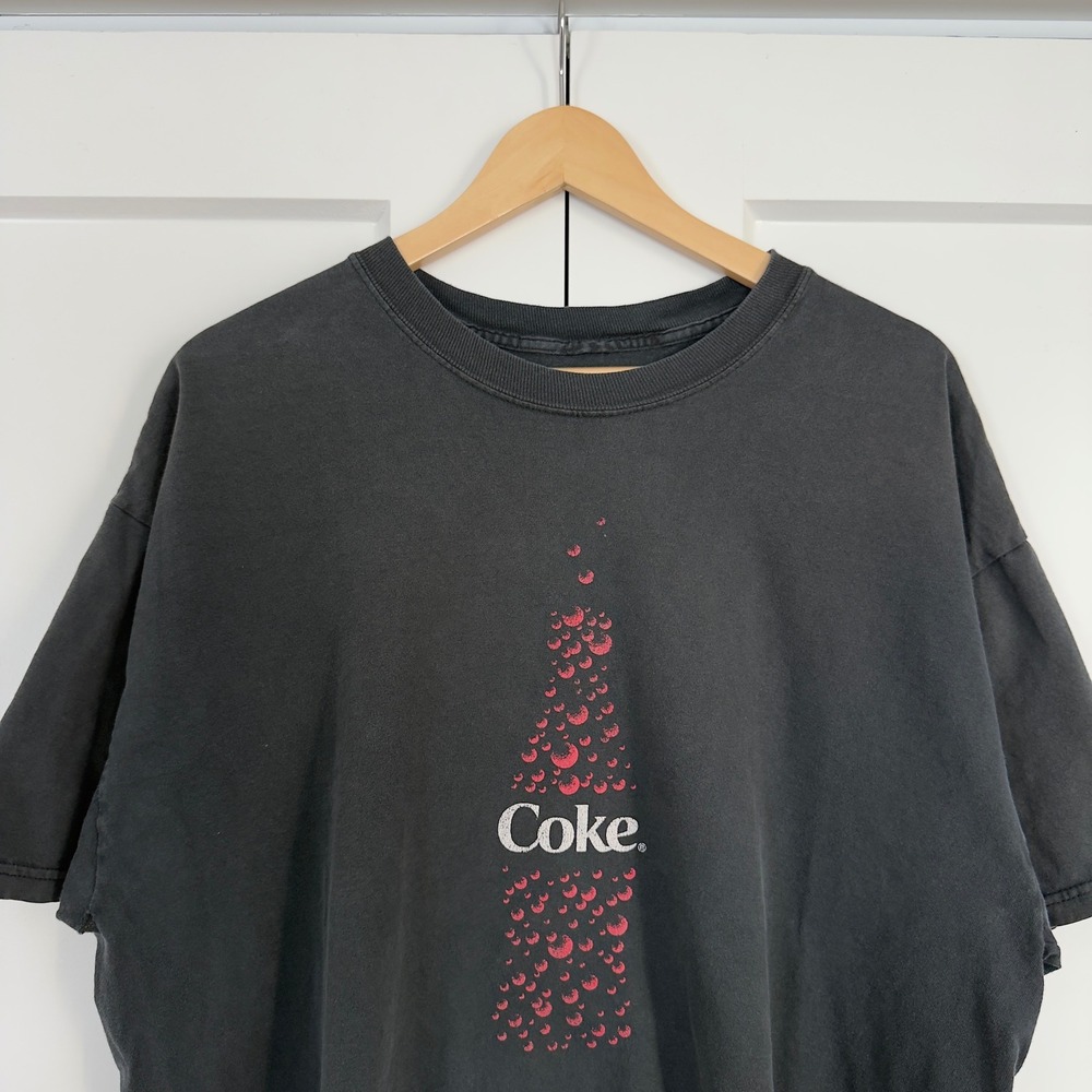 Mens Coca-Cola T-Shirt XL Black Faded Graphic Coke Bottle Bubbles Tee Faded - Picture 1 of 3